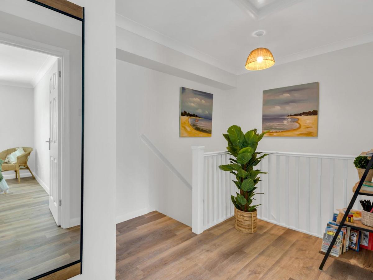 Villa Pass The Keys Stunning 2 Bed House By The Sea Whitstable Exterior foto