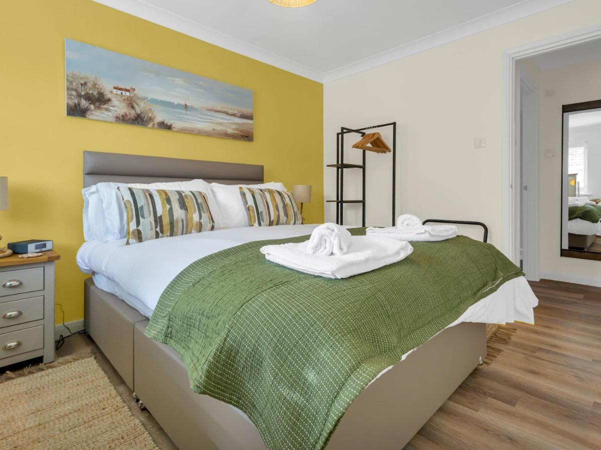 Villa Pass The Keys Stunning 2 Bed House By The Sea Whitstable Exterior foto