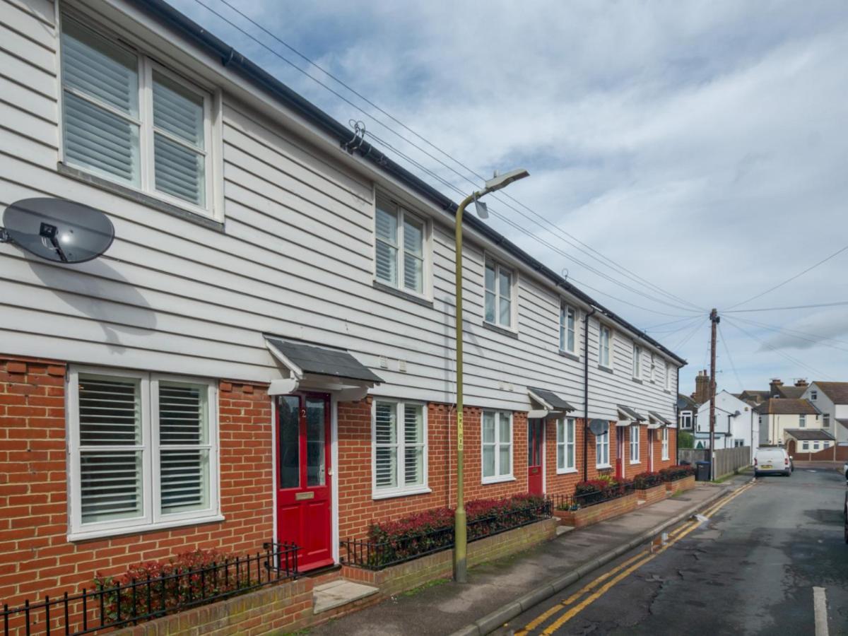 Villa Pass The Keys Stunning 2 Bed House By The Sea Whitstable Exterior foto
